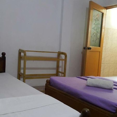 Monkey Hostel Anuradhapura Exterior foto